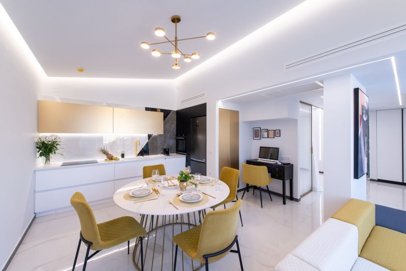 Kitchen table